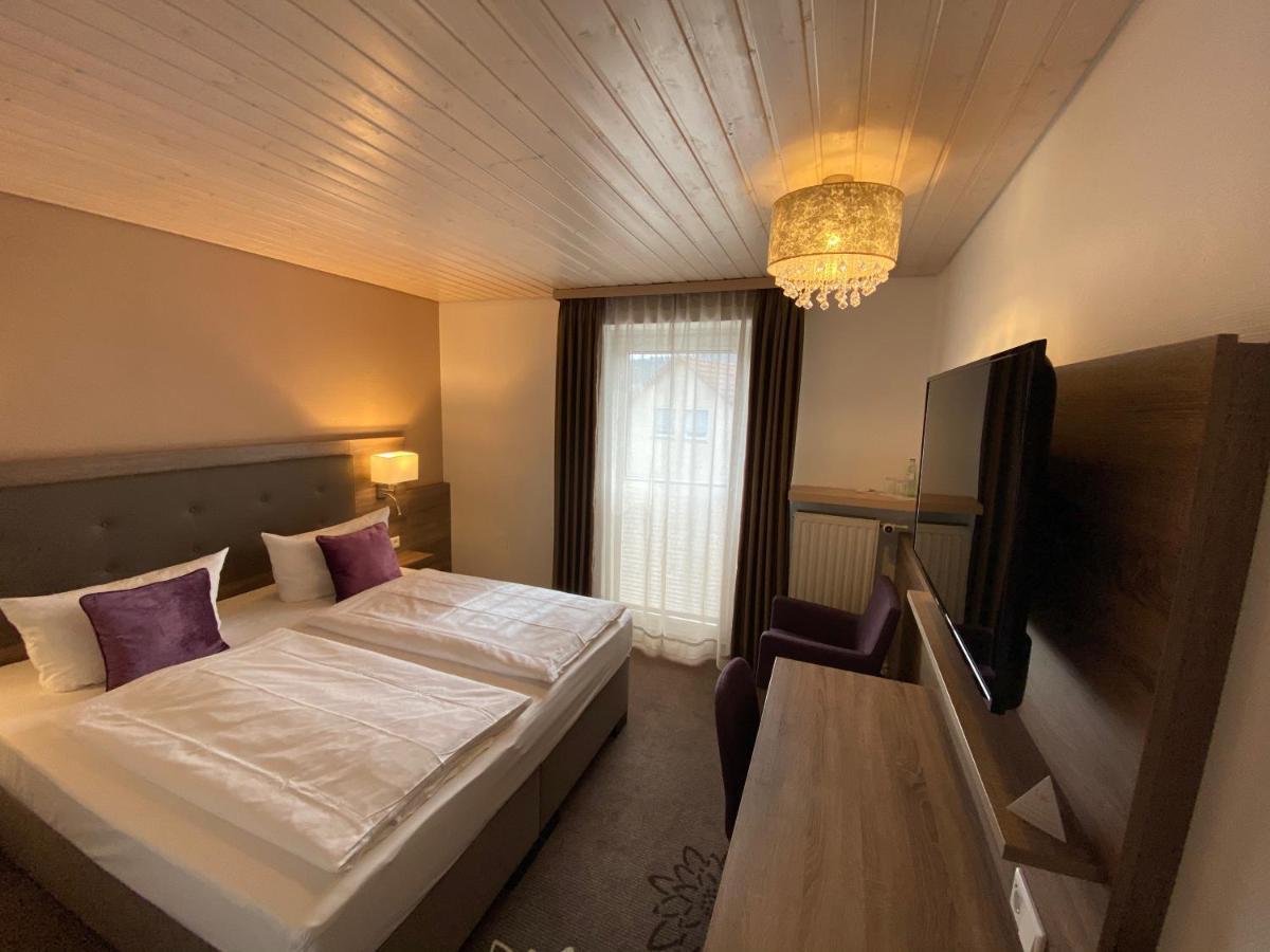 ורטהיים Hotel In Den Herrnwiesen מראה חיצוני תמונה