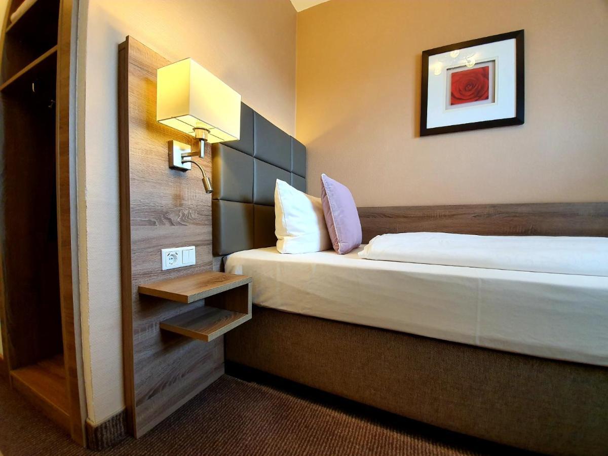 ורטהיים Hotel In Den Herrnwiesen מראה חיצוני תמונה