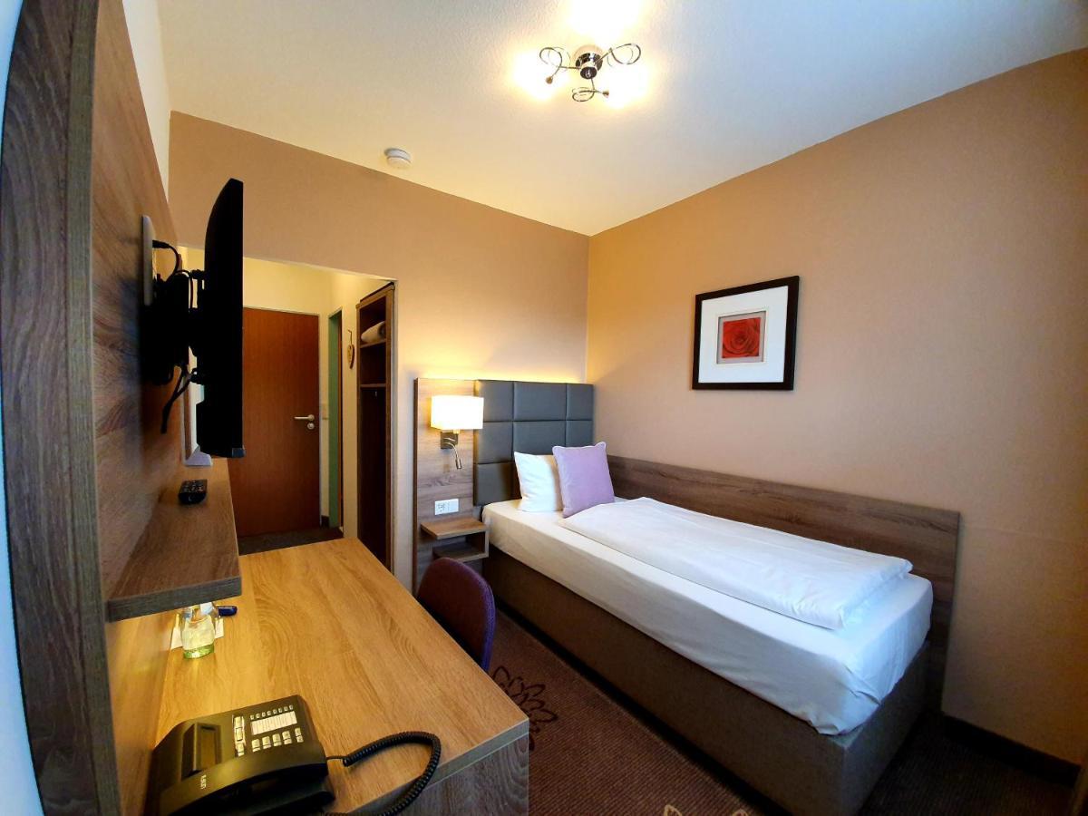 ורטהיים Hotel In Den Herrnwiesen מראה חיצוני תמונה
