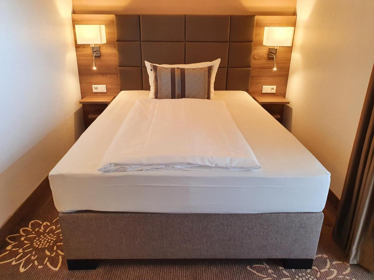 ורטהיים Hotel In Den Herrnwiesen מראה חיצוני תמונה